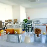 Дом отдыха Silver Seahorse Garden Retreat Ii Консоласан