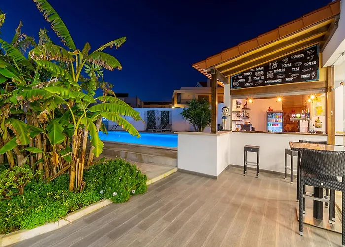 Casa vacanze Silver Seahorse Garden Retreat Ii Consolação